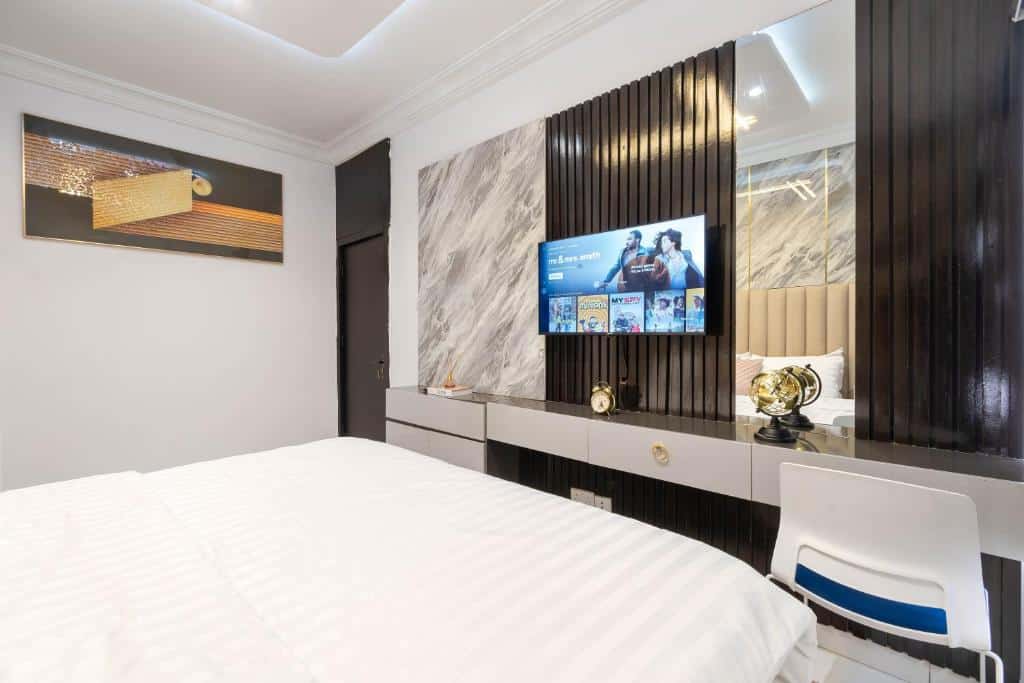 Booking apps showing high revenue for Lagos shortlet apartments in December